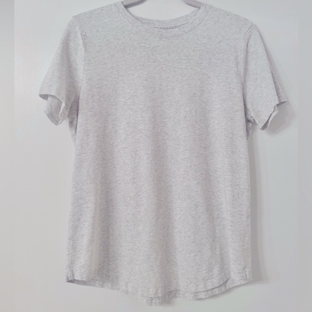 Love Crewneck T-Shirt | Size: 8 | Heathered Core ultra Light Grey